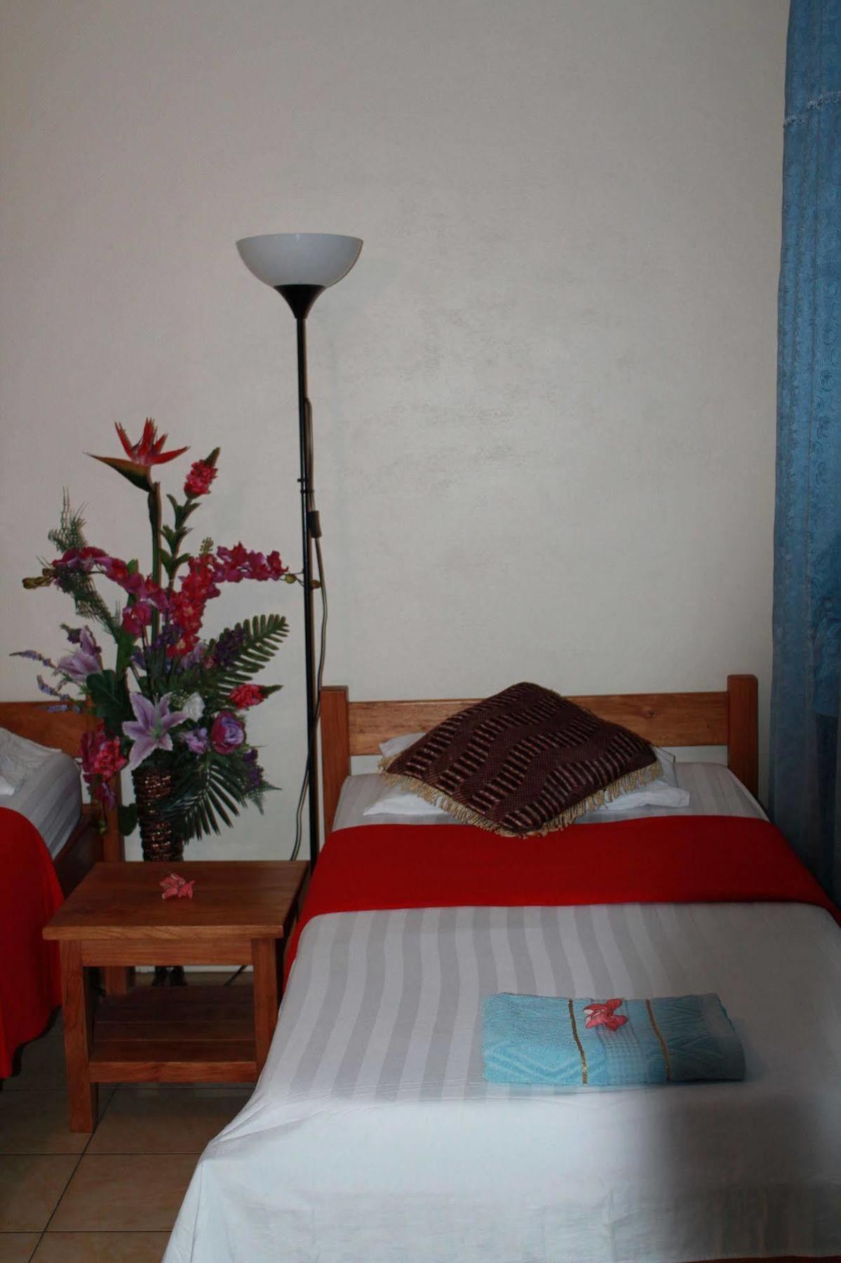 Pacific Paradise Motel Port Vila Eksteriør bilde