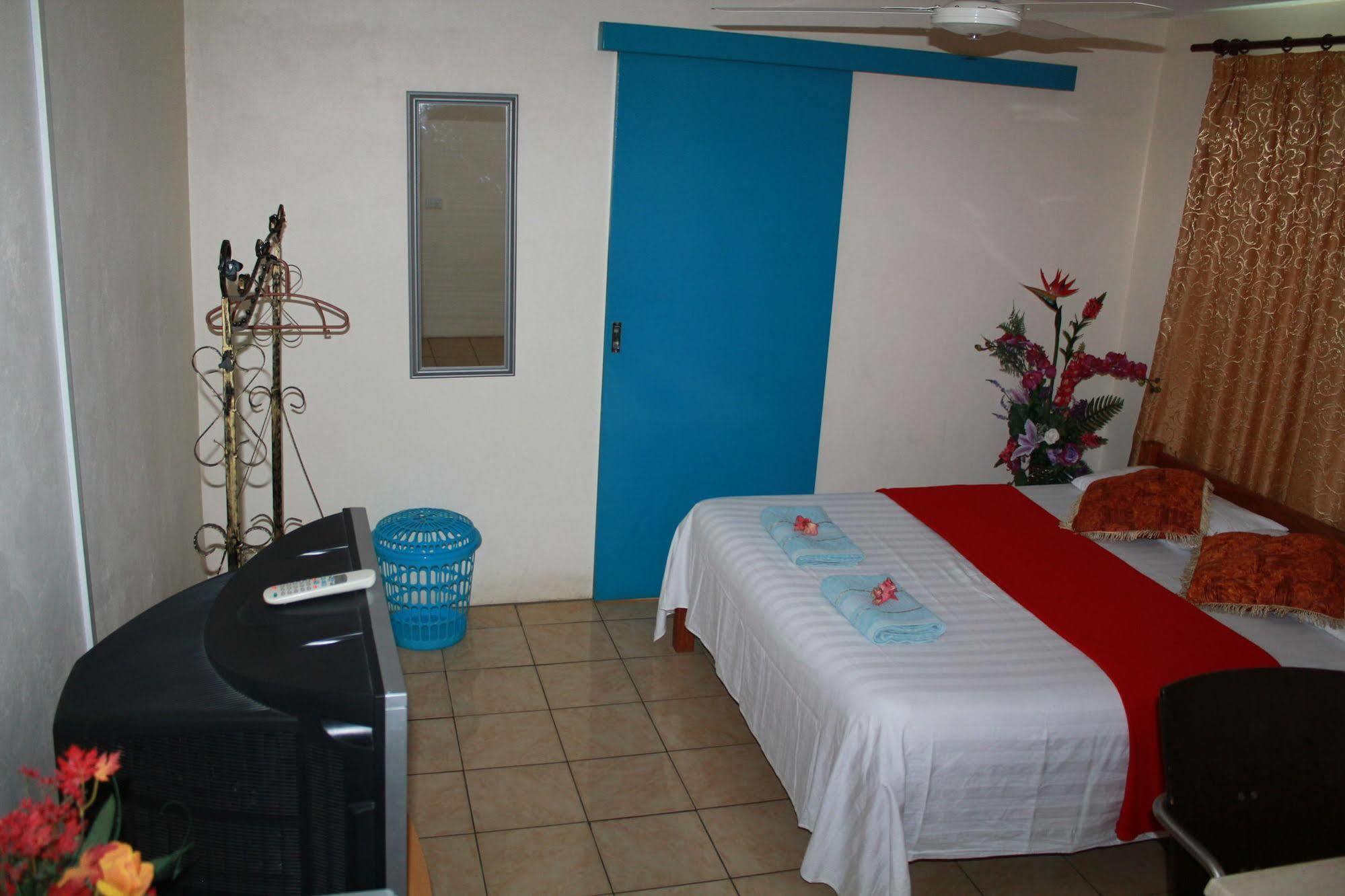 Pacific Paradise Motel Port Vila Eksteriør bilde