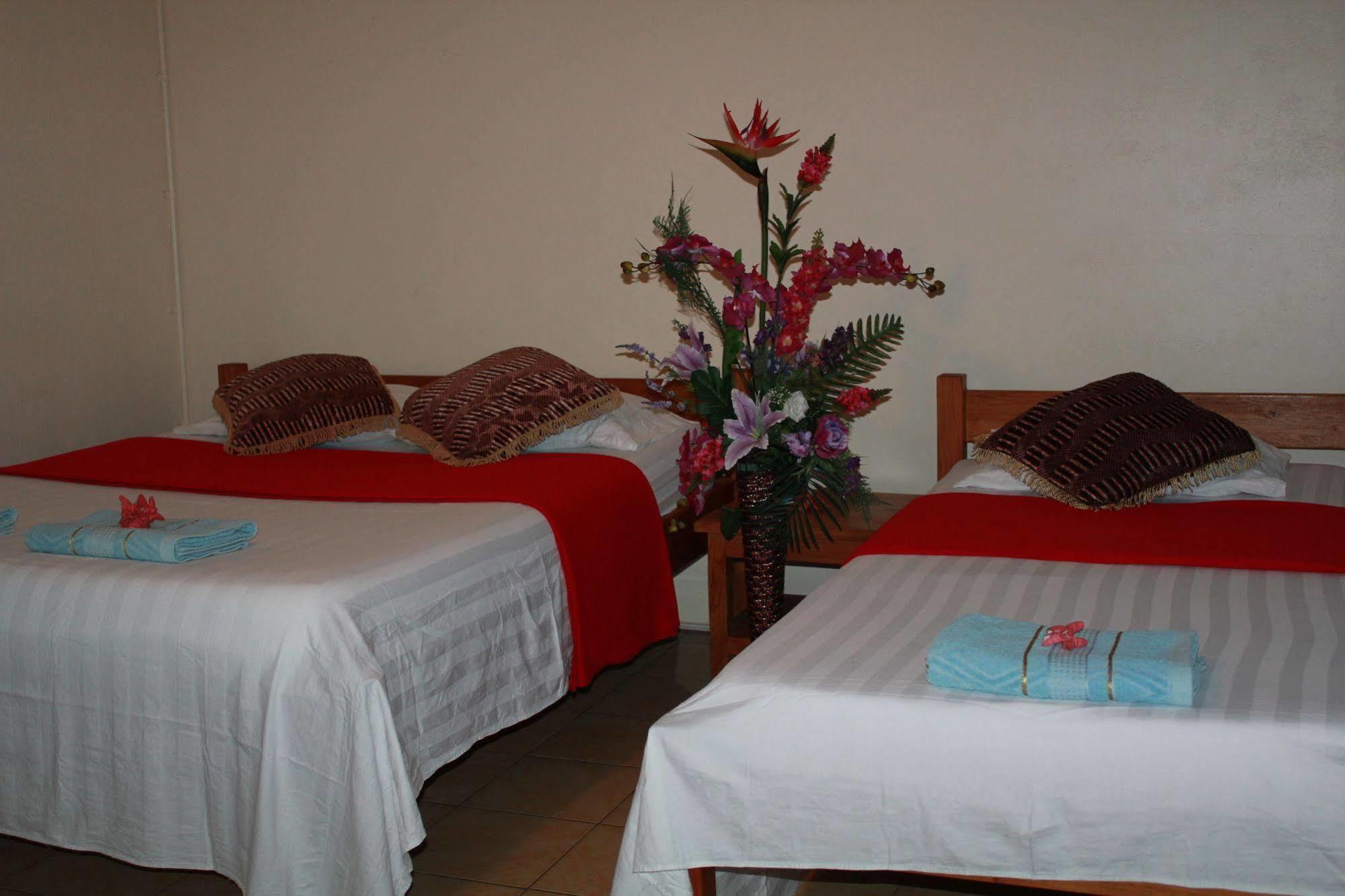 Pacific Paradise Motel Port Vila Eksteriør bilde